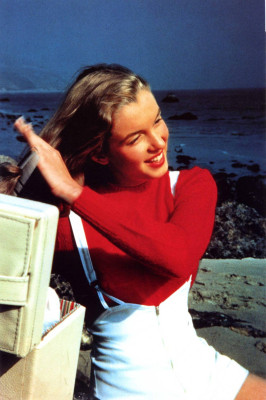 Marilyn Monroe pic #271259