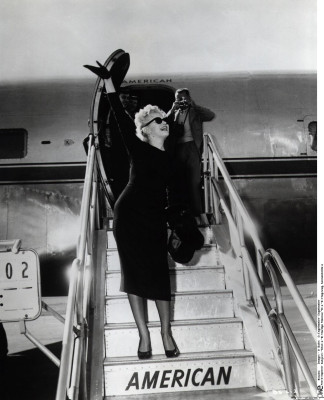 Marilyn Monroe pic #260855