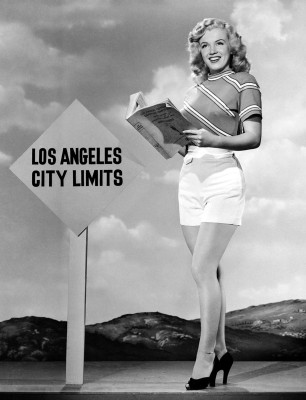 Marilyn Monroe pic #260584