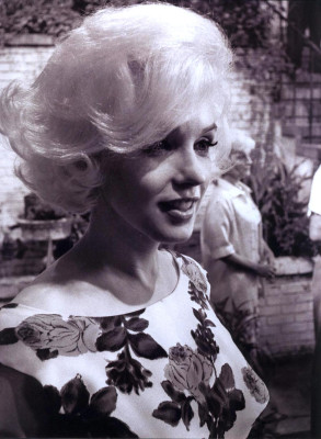 Marilyn Monroe pic #420371
