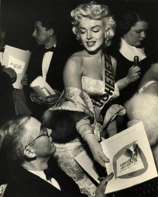 Marilyn Monroe pic #270304