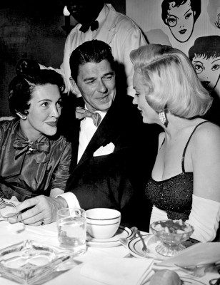Marilyn Monroe pic #477091