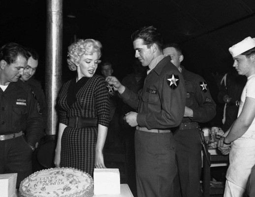 Marilyn Monroe pic #484291