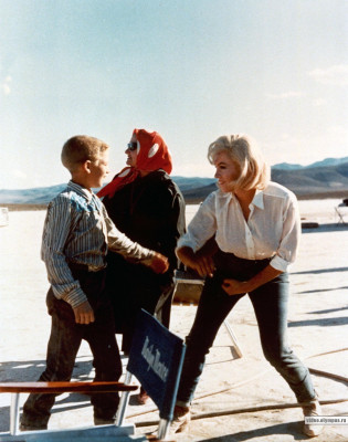 Marilyn Monroe pic #463426