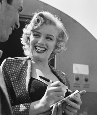 Marilyn Monroe pic #209070