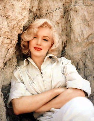 Marilyn Monroe pic #209075