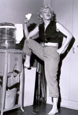 Marilyn Monroe pic #260971