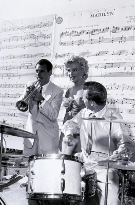 Marilyn Monroe pic #261090
