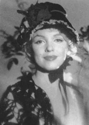 Marilyn Monroe pic #455642