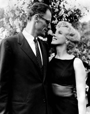 Marilyn Monroe pic #355453