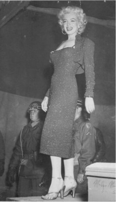 Marilyn Monroe pic #357627