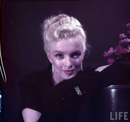 Marilyn Monroe pic #272475
