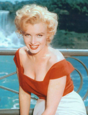 Marilyn Monroe pic #136312