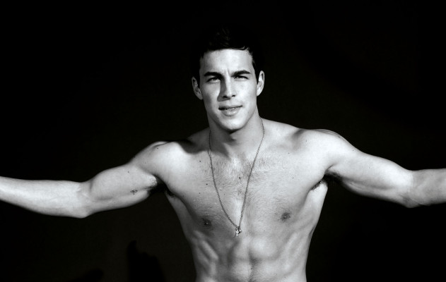 photo 4 in Mario Casas gallery [id435979] 2012-01-19 00:00:00