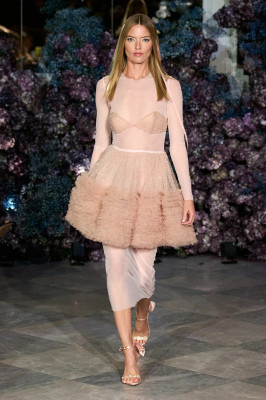 photo 6 in Martha Hunt gallery [id1360063] 2024-11-11 00:00:00