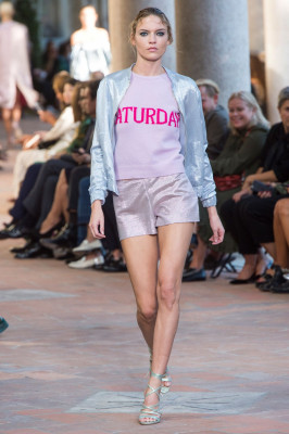 photo 3 in Martha Hunt gallery [id966753] 2017-09-30 00:00:00