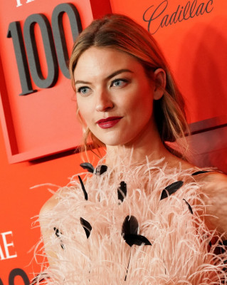 photo 8 in Martha Hunt gallery [id1134433] 2019-05-14 00:00:00