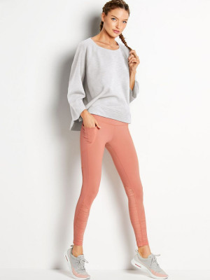 Martha Hunt pic #1023320