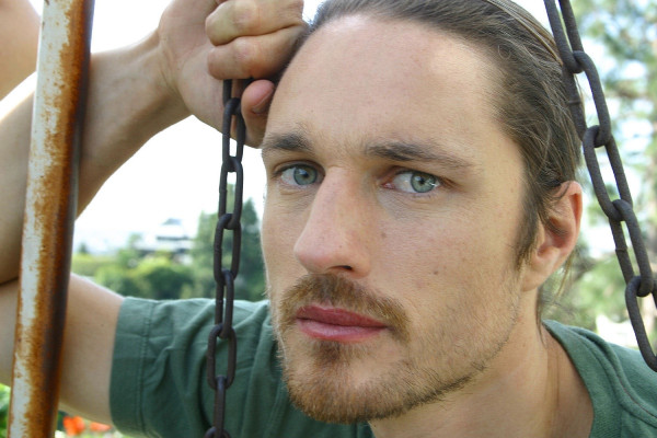 photo 6 in Martin Henderson gallery [id210977] 2009-12-07 00:00:00