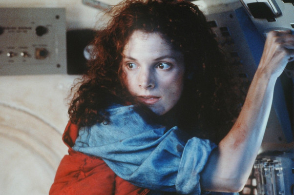 Mary Elizabeth Mastrantonio pic #1313264