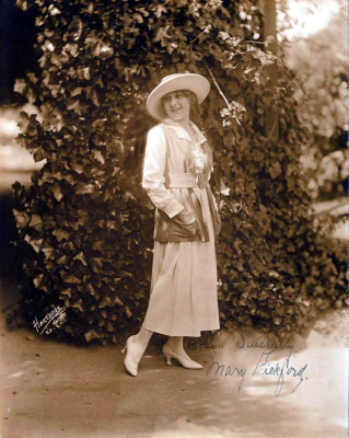 Mary Pickford pic #372527