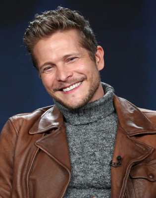 Matt Czuchry pic #1241401