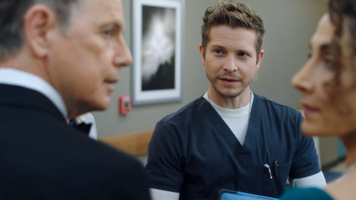 Matt Czuchry pic #1247028