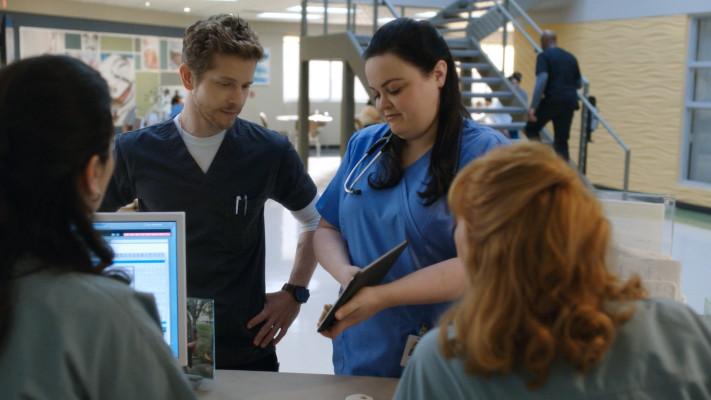 Matt Czuchry pic #1251065