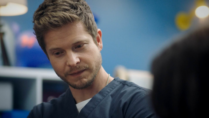 Matt Czuchry pic #1244292
