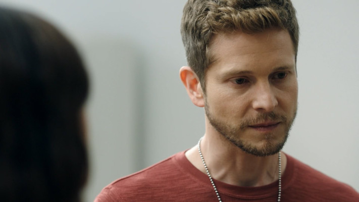 Matt Czuchry pic #1230343