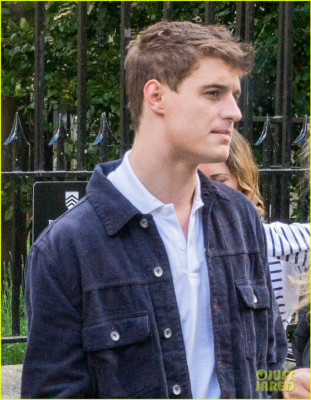 Max Irons pic #675561