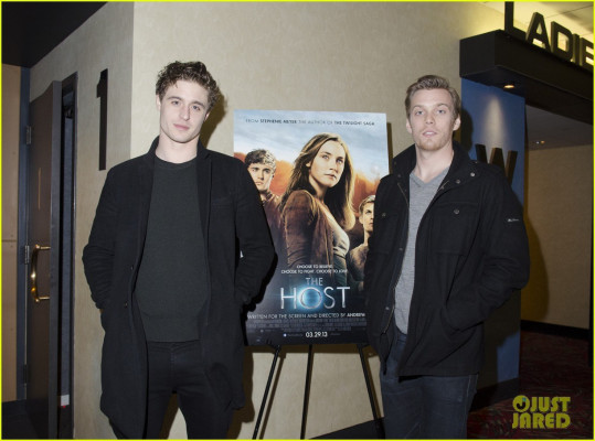Max Irons pic #676326