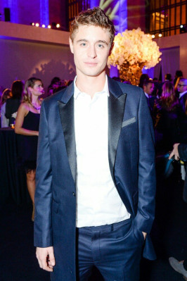 Max Irons pic #748655