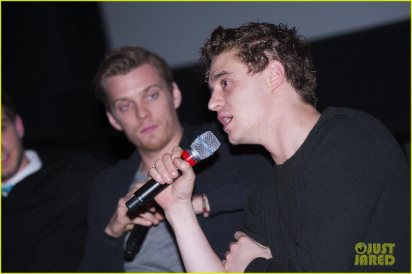 Max Irons pic #675959