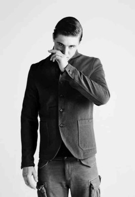 Max Irons pic #675119