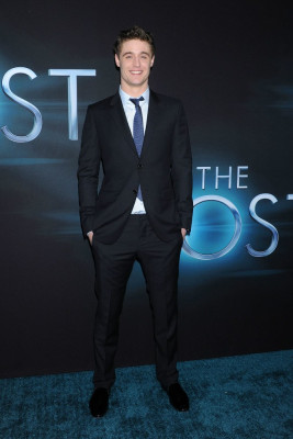 Max Irons pic #680251