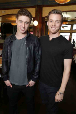 Max Irons pic #675099