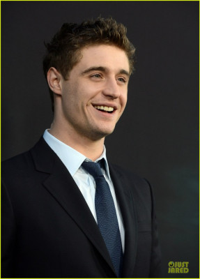 Max Irons pic #674749