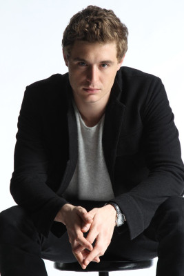 Max Irons pic #677419