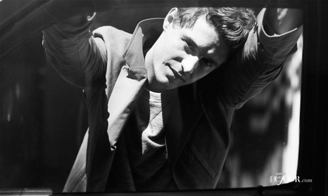Max Irons pic #672942