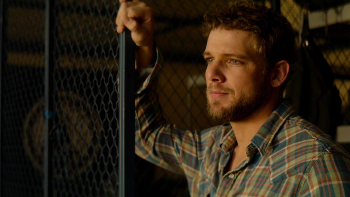 photo 14 in Max Thieriot gallery [id1258532] 2021-06-18 00:00:00
