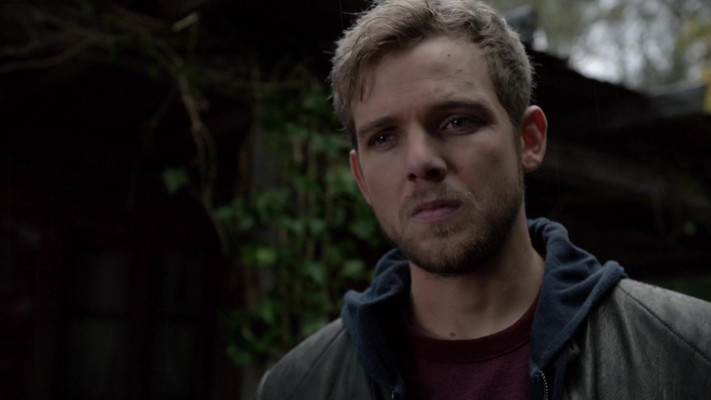 Max Thieriot pic #1238535