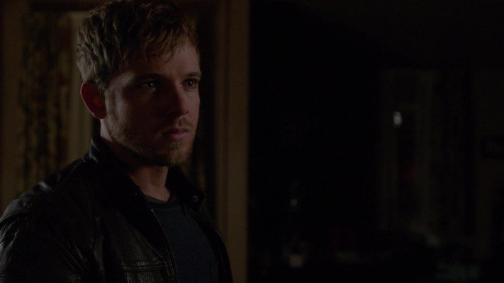 Max Thieriot pic #1283322