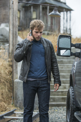 photo 15 in Max Thieriot gallery [id1241597] 2020-11-28 00:00:00