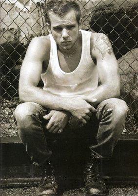 photo 3 in Max Thieriot gallery [id479060] 2012-04-23 00:00:00