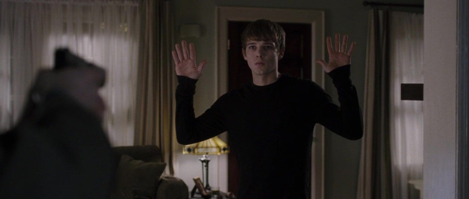 photo 8 in Max Thieriot gallery [id1277188] 2021-10-26 00:00:00