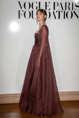 Maya Thurman Hawke pic #1168684