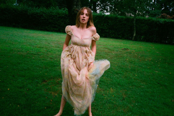 photo 10 in Maya Thurman Hawke gallery [id1154576] 2019-07-19 00:00:00