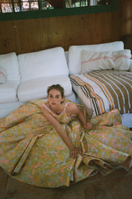 Maya Thurman Hawke pic #1064806