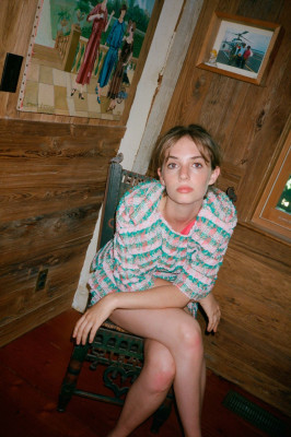 Maya Thurman Hawke pic #1064807